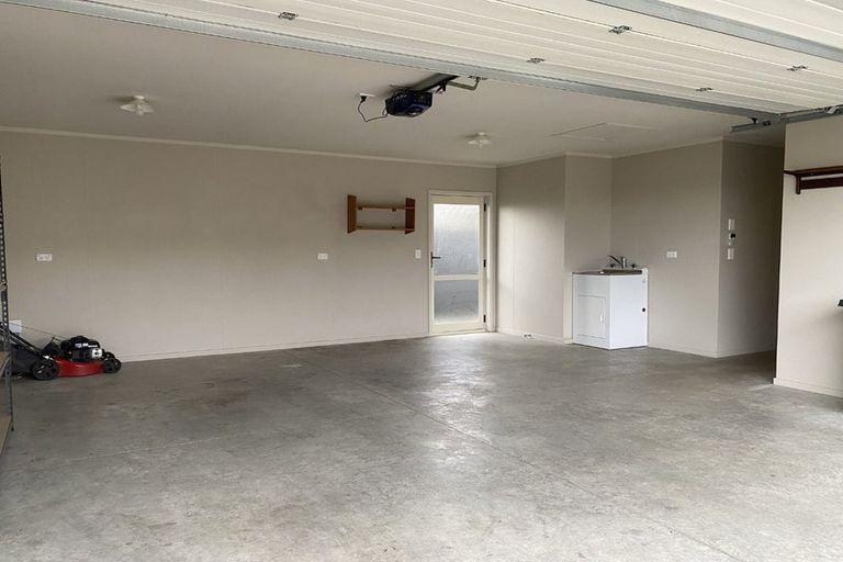 Photo of property in 38 Mcnaughton Place, Onekawa, Napier, 4110