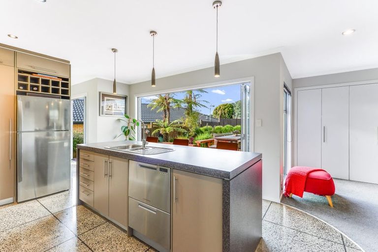 Photo of property in 7 Greenfield Drive, Western Heights, Hamilton, 3200