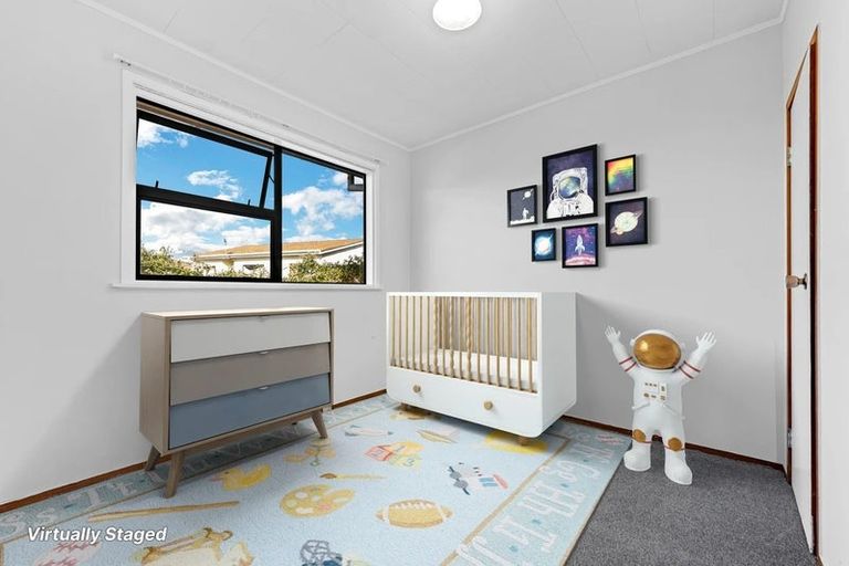 Photo of property in 16 Ulay Place, Clover Park, Auckland, 2019