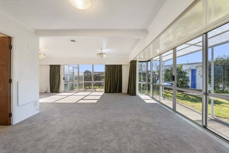 Photo of property in 2/19 Darnell Street, Fitzroy, New Plymouth, 4312