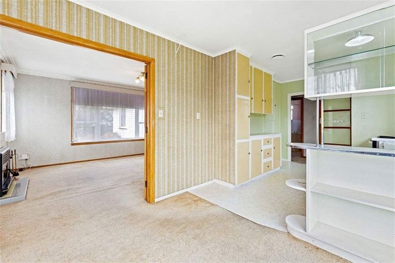 Photo of property in 11 Matapouri Road, Mangere Bridge, Auckland, 2022