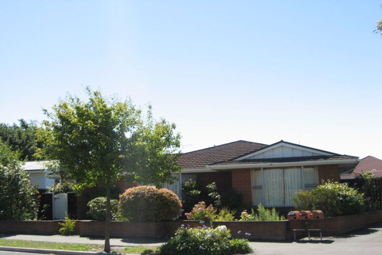 Photo of property in 3/71 Aikmans Road, Merivale, Christchurch, 8014