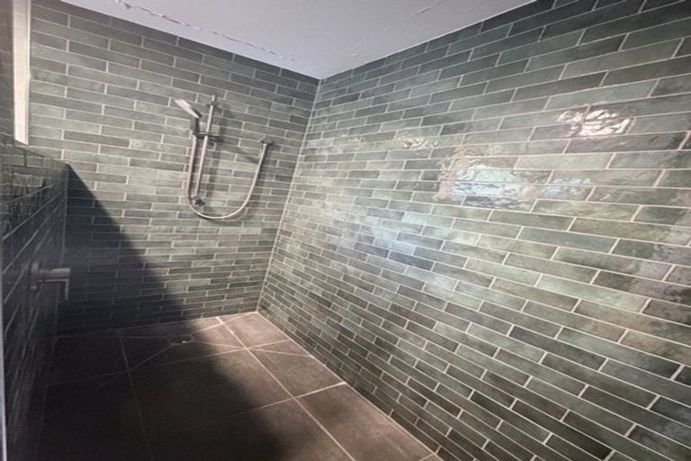 Photo of property in 2 Endeavour Place, Lyttelton, 8082