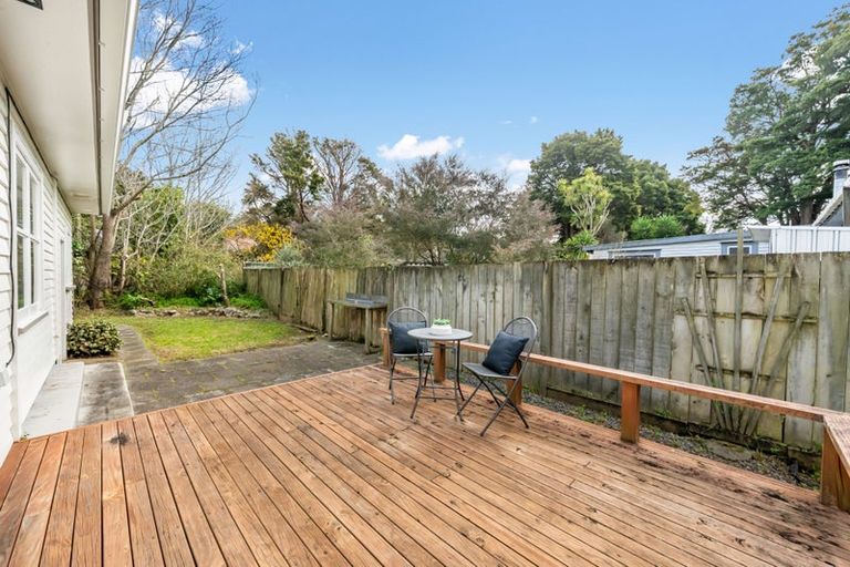 Photo of property in 2 Wood Street, Wallaceville, Upper Hutt, 5018