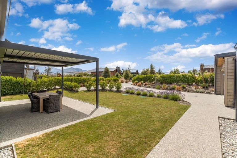Photo of property in 28 Mckellar Drive, Jacks Point, Queenstown, 9371
