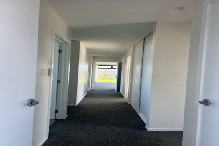 Photo of property in 1 Merino Crescent, Amberley, 7410