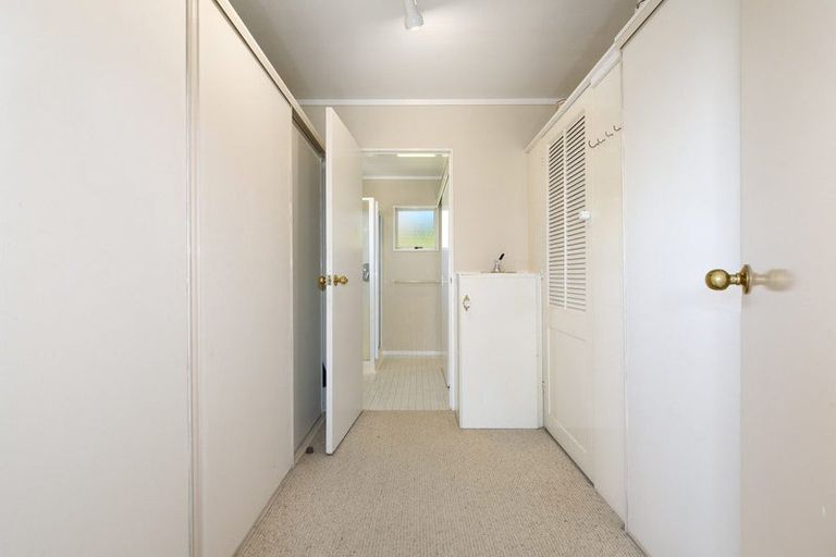 Photo of property in 19 Bellevue Road, Brookfield, Tauranga, 3110