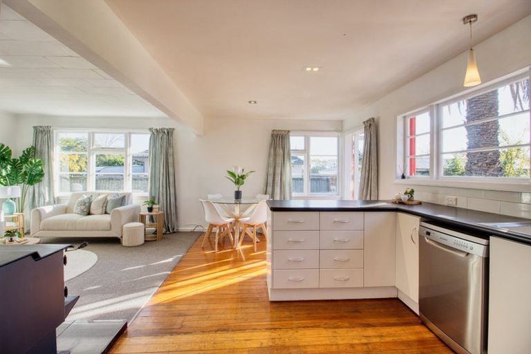 Photo of property in 28 Leistrella Road, Hoon Hay, Christchurch, 8025