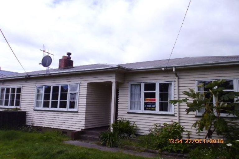 Photo of property in 29-31a Peel Street, Westport, 7825