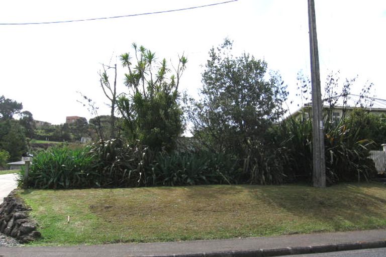 Photo of property in 63 Rangeview Road, Sunnyvale, Auckland, 0612