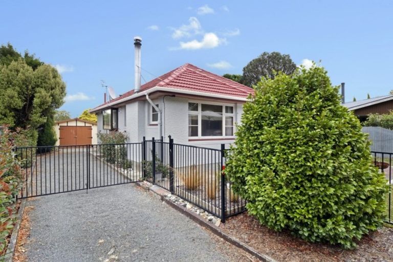 Photo of property in 27 Claridges Road, Casebrook, Christchurch, 8051
