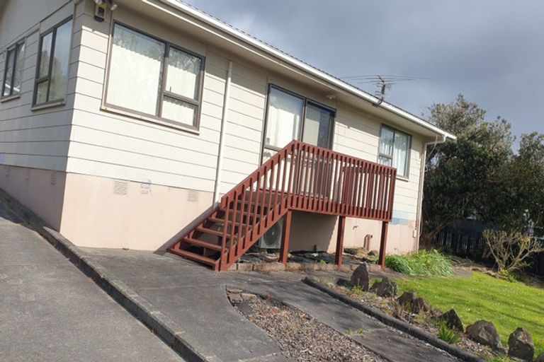 Photo of property in 7 Merida Place, Unsworth Heights, Auckland, 0632