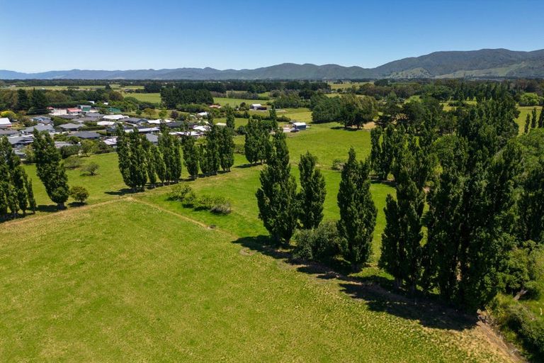 Photo of property in 44a Kempton Street, Greytown, 5712