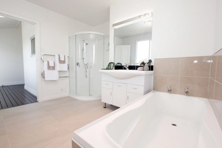 Photo of property in 48 Waldegrave Street, Palmerston North, 4410
