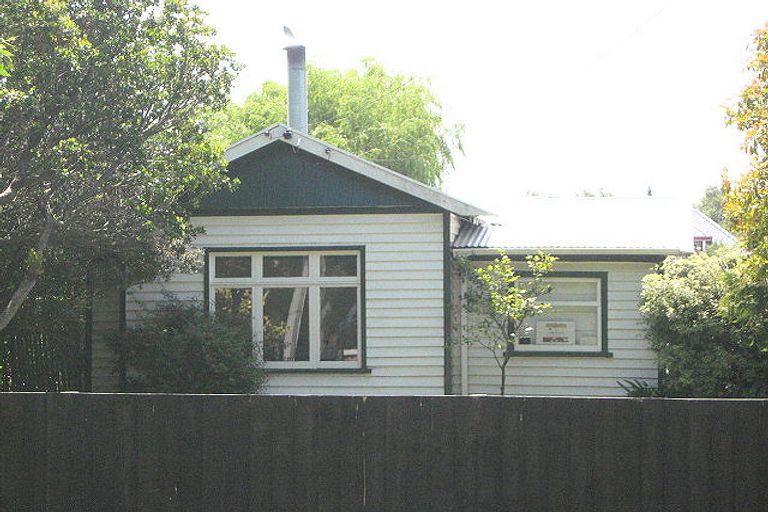 Photo of property in 43 Studholme Street, Somerfield, Christchurch, 8024