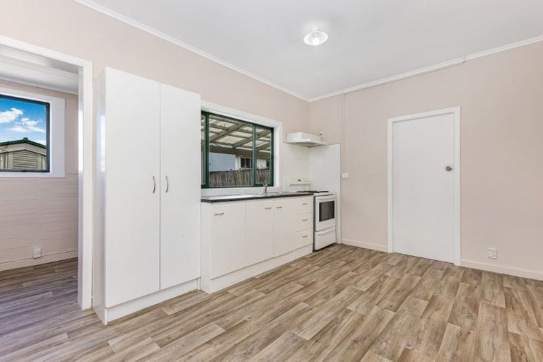 Photo of property in 10 James Road, Manurewa, Auckland, 2102