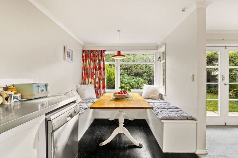 Photo of property in 141 Easther Crescent, Kew, Dunedin, 9012