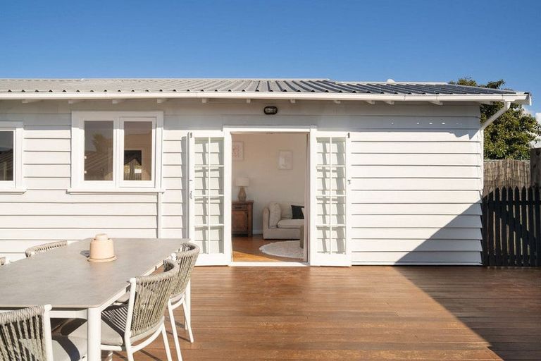 Photo of property in 2b Dalton Drive, Papamoa Beach, Papamoa, 3118