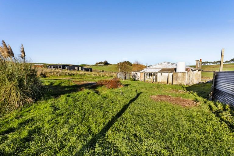Photo of property in 54 Livingston Road, Tokaora, Hawera, 4671