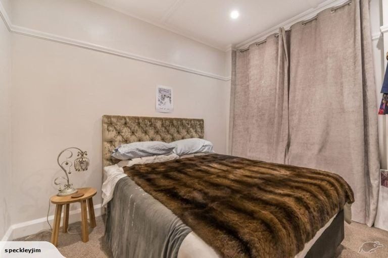 Photo of property in 3/246 Oriental Parade, Oriental Bay, Wellington, 6011