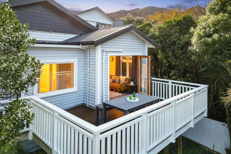 Photo of property in 23 Rothsay Road, Ngaio, Wellington, 6035