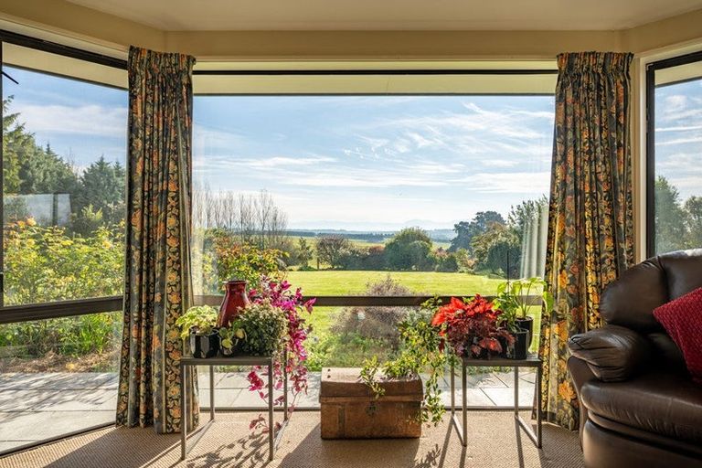 Photo of property in 108 Spur Road, Hadlow, Timaru, 7975