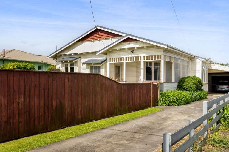 Photo of property in 10 Morrissey Street, Hawera, 4610