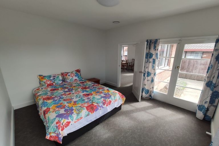 Photo of property in 15 Waimairi Road, Upper Riccarton, Christchurch, 8041