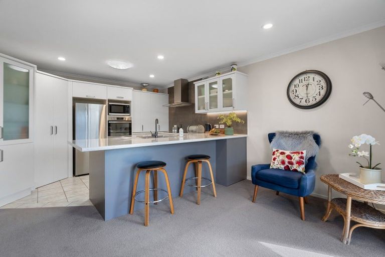 Photo of property in 5 Mahonia Place, Pyes Pa, Tauranga, 3112