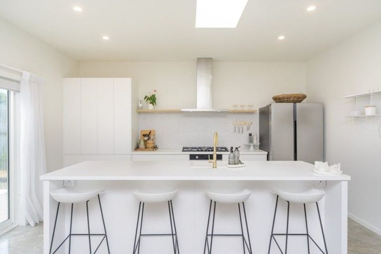 Photo of property in 12a Belvedere Crescent, Takaro, Palmerston North, 4412