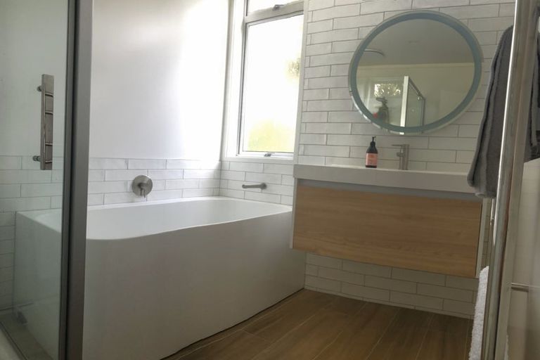 Photo of property in 13a Grand View Road, Te Kamo, Whangarei, 0112