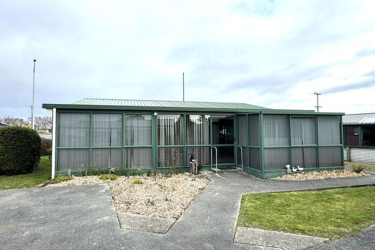 Photo of property in 50d Lanark Street, Balclutha, 9230
