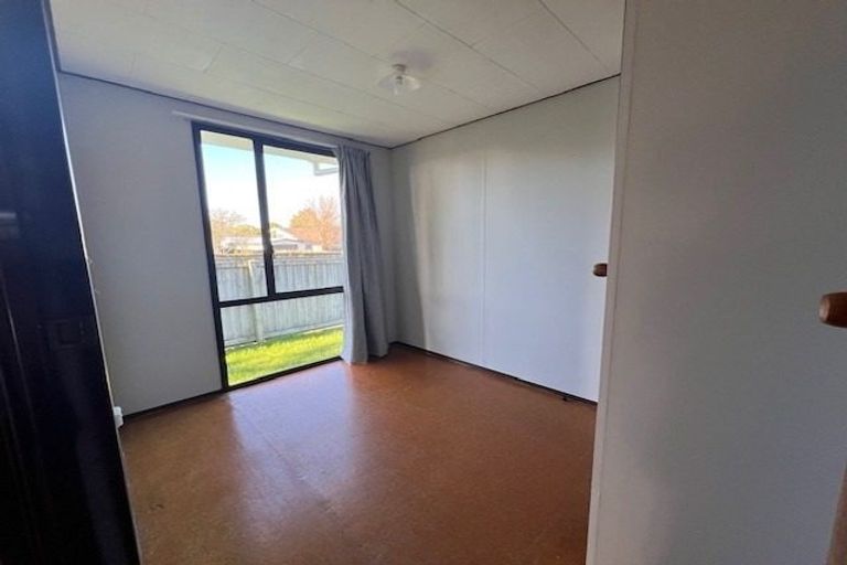 Photo of property in 10 Starforth Place, Henderson, Auckland, 0612