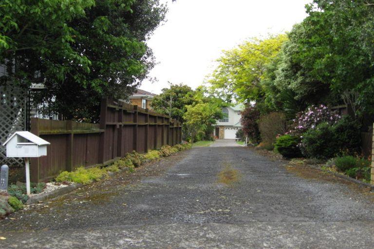 Photo of property in 1/10 Nadine Place, Mangere Bridge, Auckland, 2022