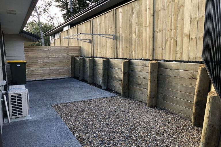 Photo of property in 1 Maraeariki Avenue, Orewa, 0931