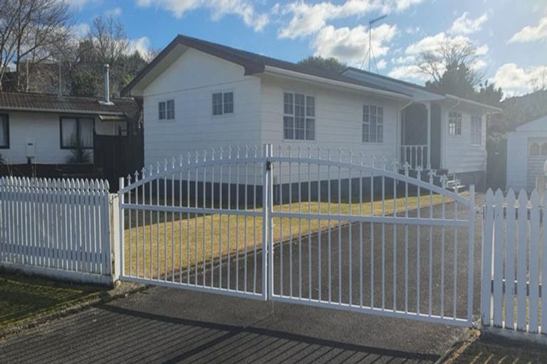 Photo of property in 323 Malfroy Road, Pomare, Rotorua, 3015