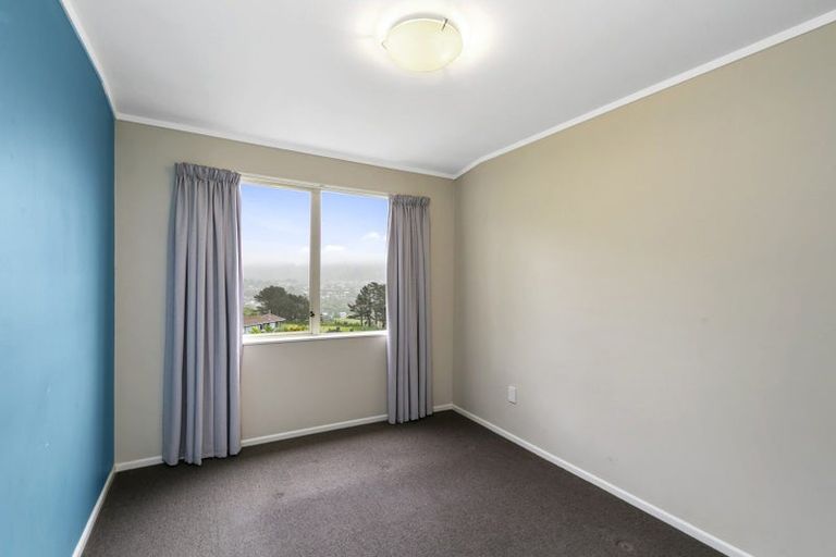 Photo of property in 16b Buccaneer Place, Grenada Village, Wellington, 6037