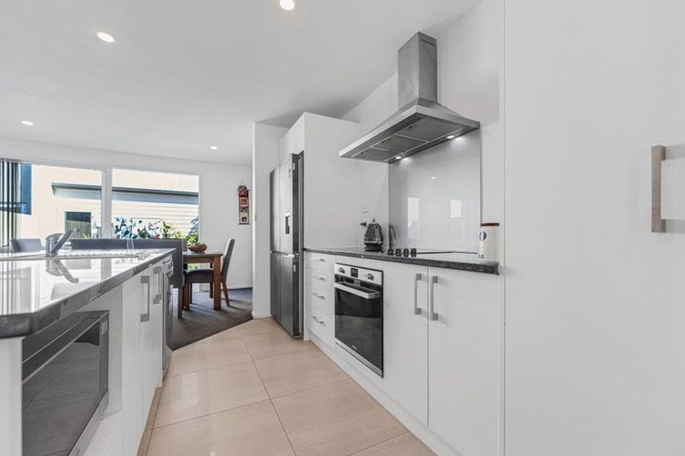 Photo of property in 4 Treestump Road, Takanini, 2112