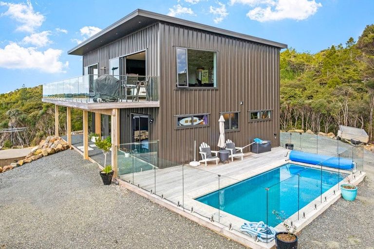 Photo of property in 1570 Cove Road, Mangawhai, 0573