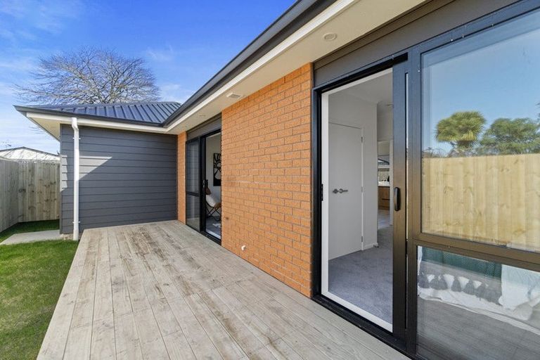 Photo of property in 324u3 Cambridge Road, Hillcrest, Hamilton, 3216