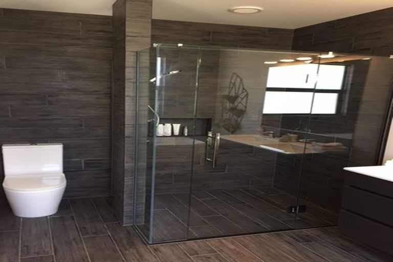 Photo of property in 2 Helen June Avenue, Flagstaff, Hamilton, 3210