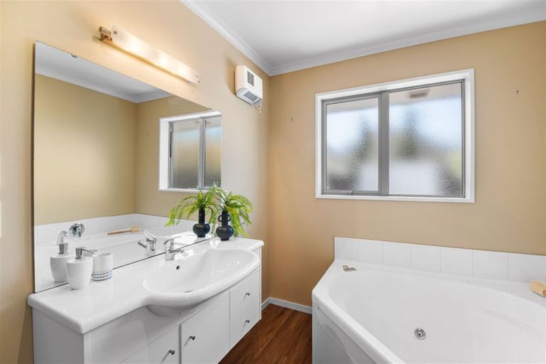 Photo of property in 67 O'neill Avenue, Northwood, Christchurch, 8051