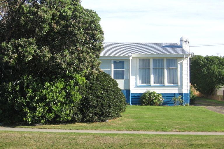 Photo of property in 56 Te Pene Avenue, Titahi Bay, Porirua, 5022