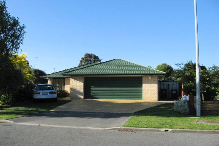 Photo of property in 21 Mcdougal Place, Kaiapoi, 7630