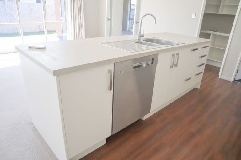 Photo of property in 24 Murphys Road, Halswell, Christchurch, 8025