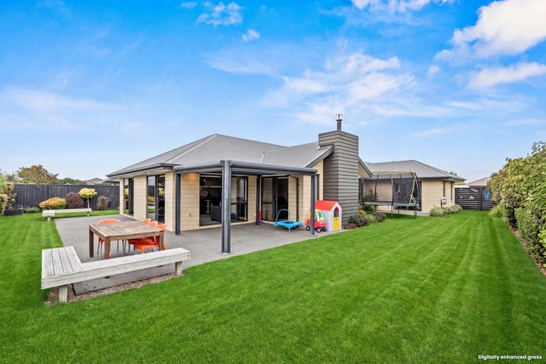 Photo of property in 15 Rapley Street, Kaiapoi, 7630