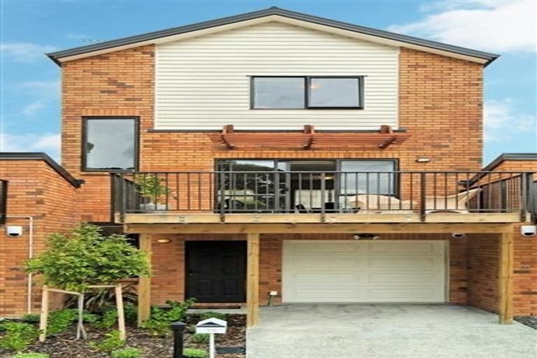 Photo of property in St Claire Village, 19/172 Mcleod Road, Te Atatu South, Auckland, 0610