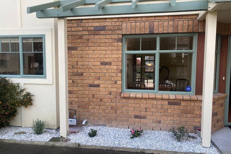 Photo of property in 79 Rangiora Avenue, Roslyn, Palmerston North, 4414