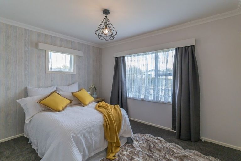 Photo of property in 3 Vogel Street, Levin, 5510