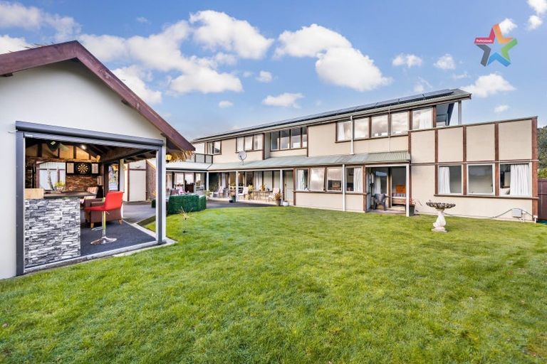 Photo of property in 28 Kawatiri Grove, Wainuiomata, Lower Hutt, 5014